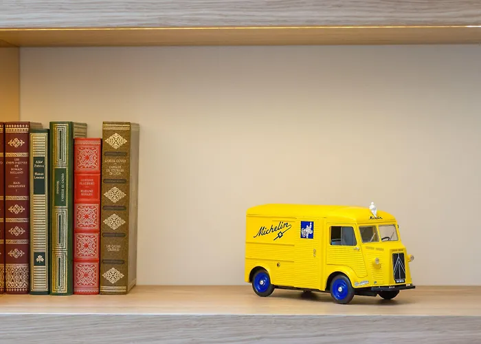 ホテル 34b アストテル パリ
