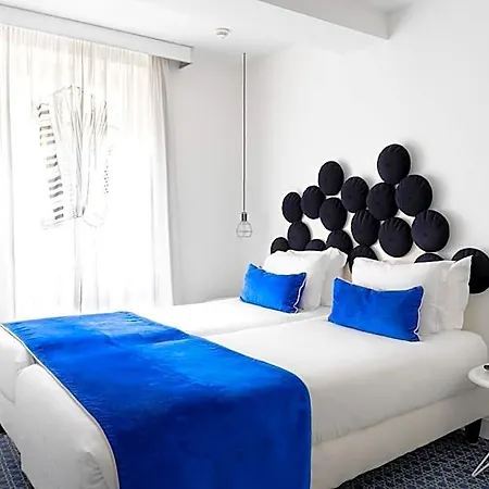 34b - Astotel מלון 3*