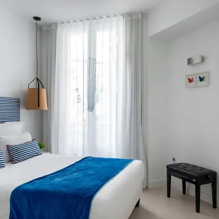 34b - Astotel 3*