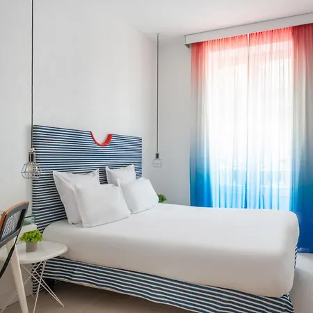 34b - Astotel Отель 3*