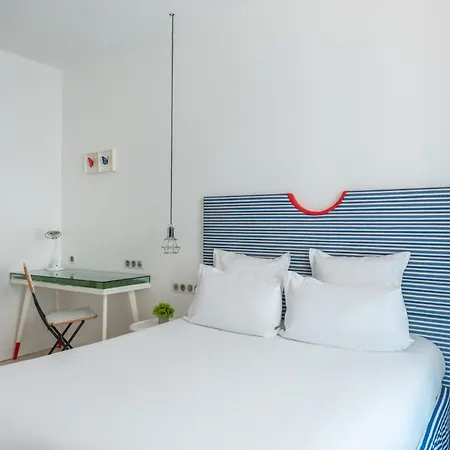 34b - Astotel 3*