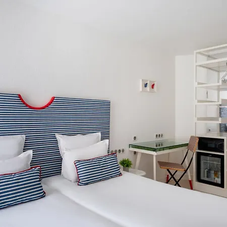 34b - Astotel 3* Париж
