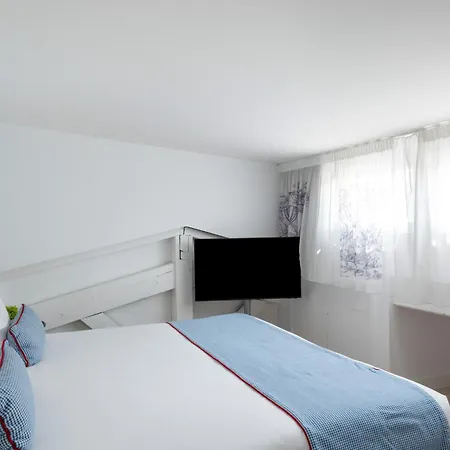 Отель 34b - Astotel