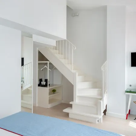 34b - Astotel Отель 3*