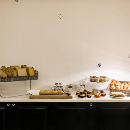 34 بي - أستوتل فندق 3*