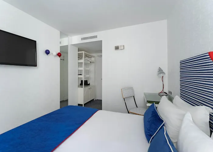 34b - Astotel Отель