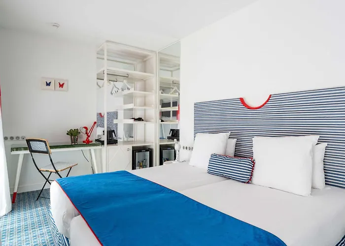 34b - Astotel Париж