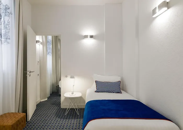 Отель 34b - Astotel 3*